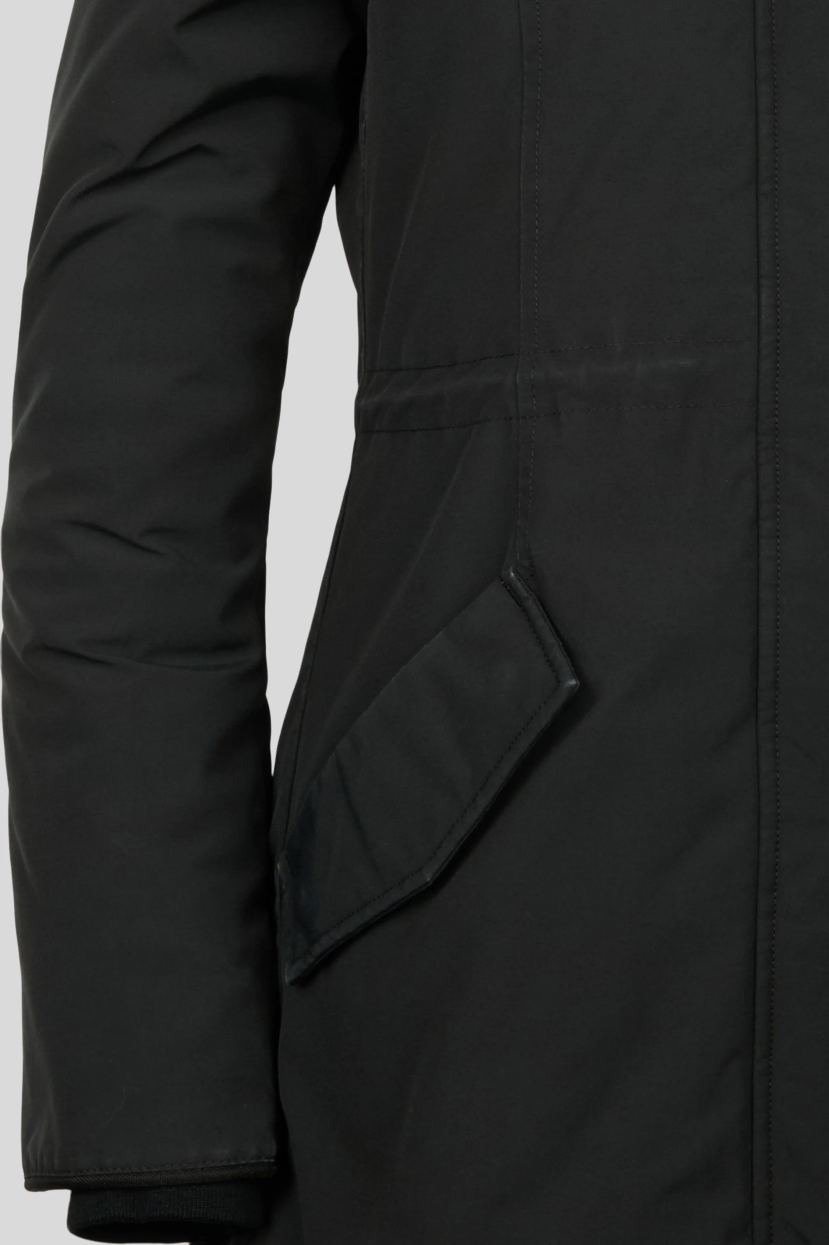 Rossclair Parka - Image 4