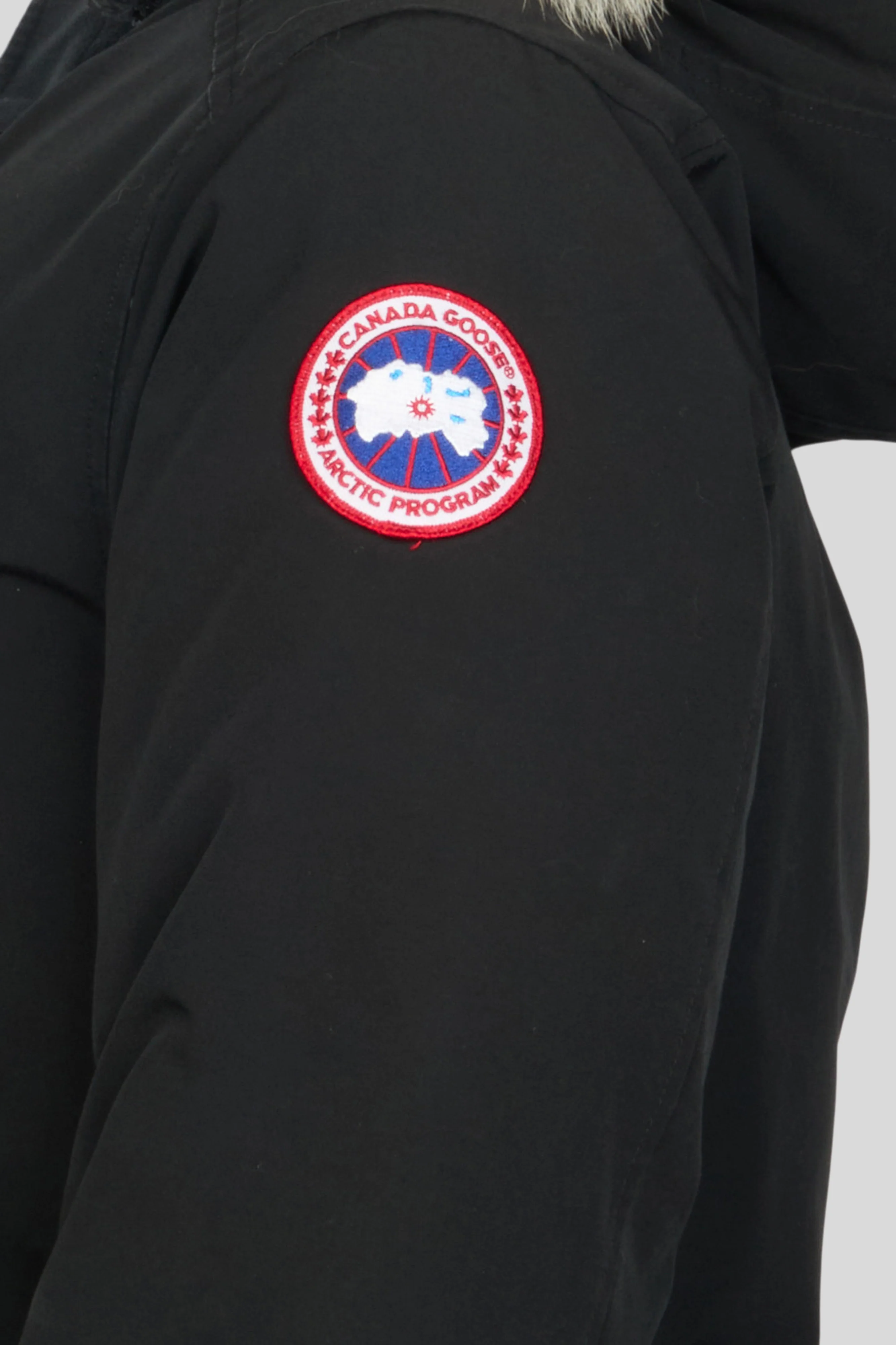 Chateau Parka - Image 3
