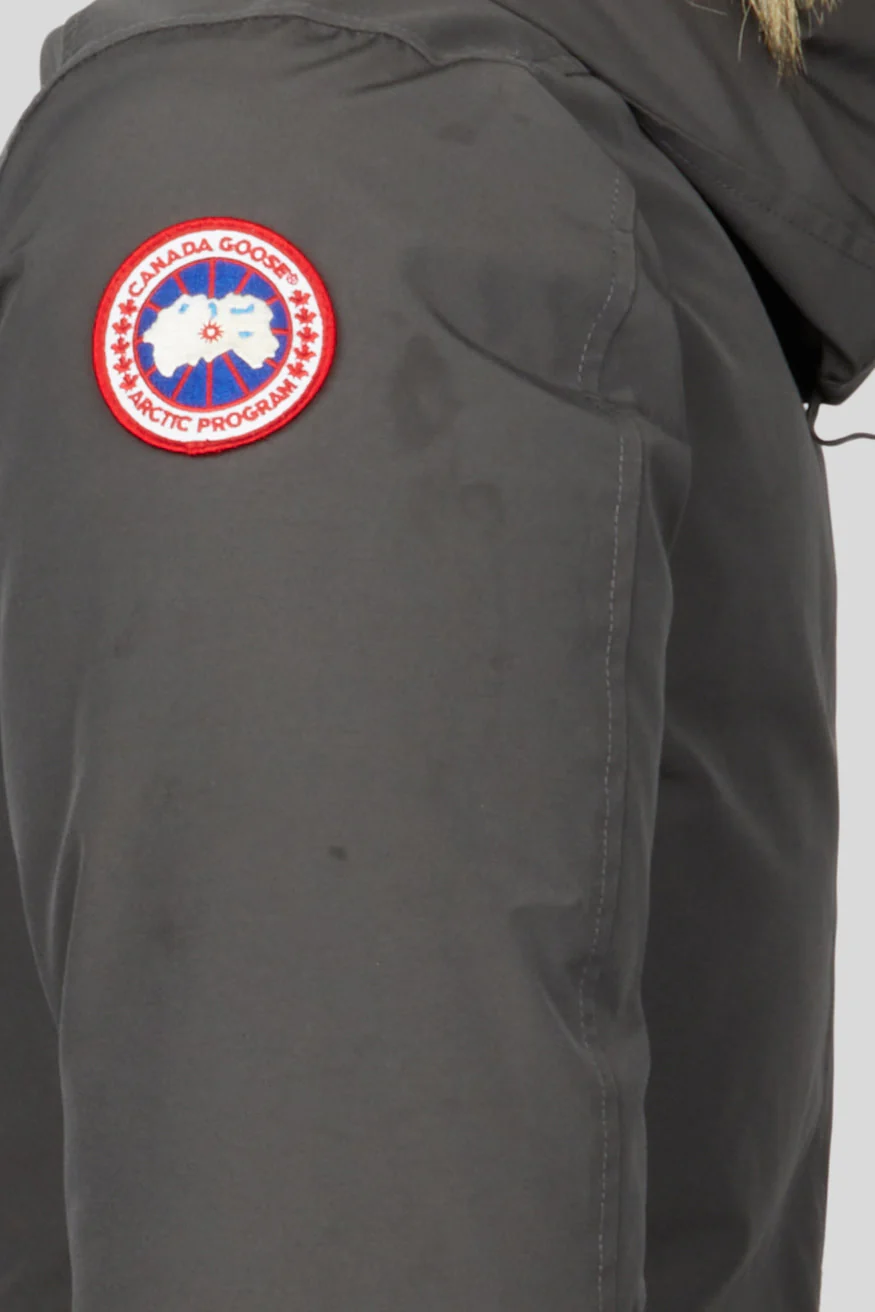 Chateau Parka - Image 4