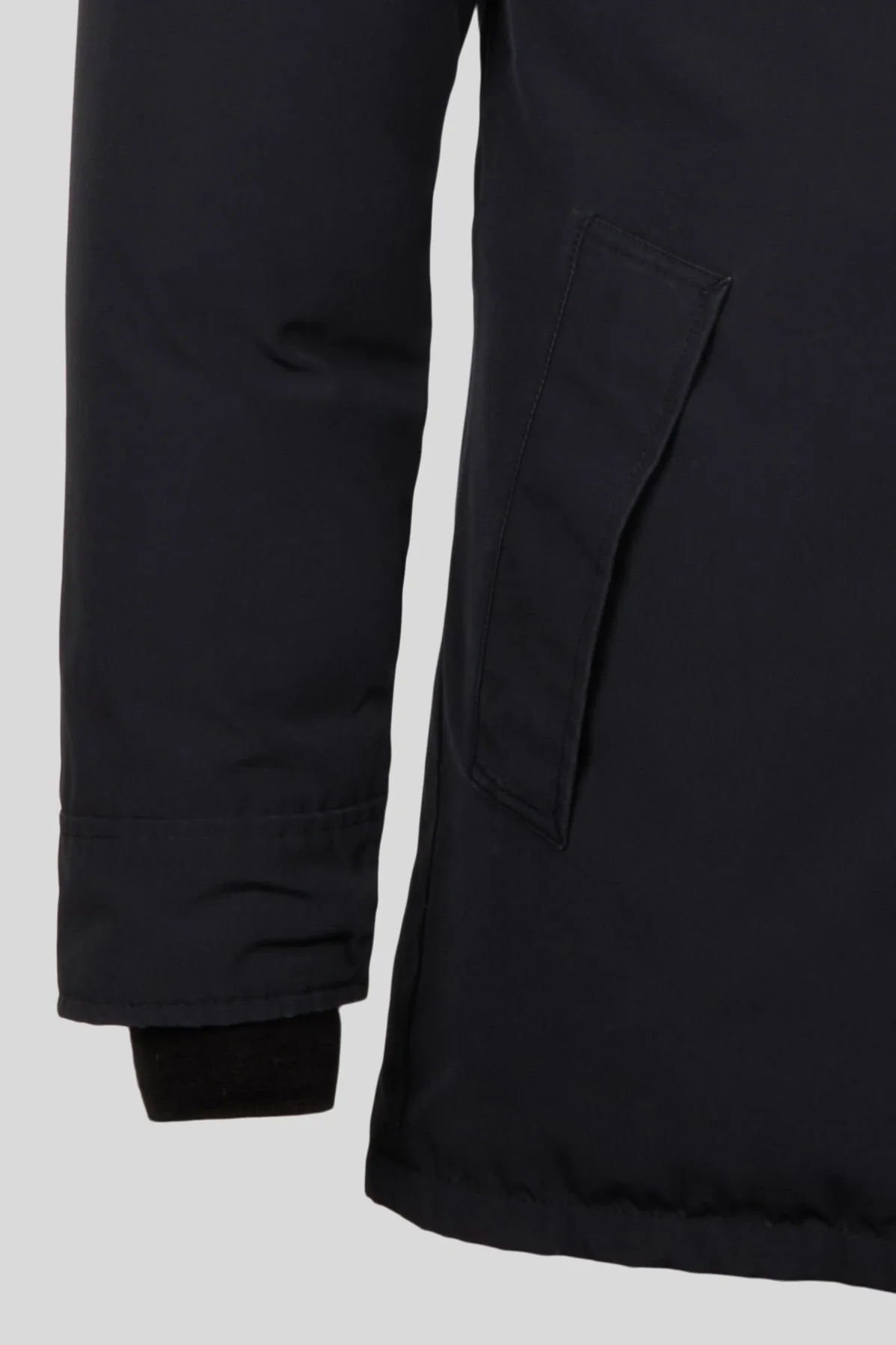 Chateau Parka - Image 3